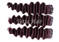 Las extensiones rojo oscuro modificadas para requisitos particulares del cabello humano de la Virgen agitan flojamente con suavidad